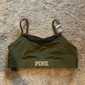 Victorias Secret Sports Bra! Size M NWT